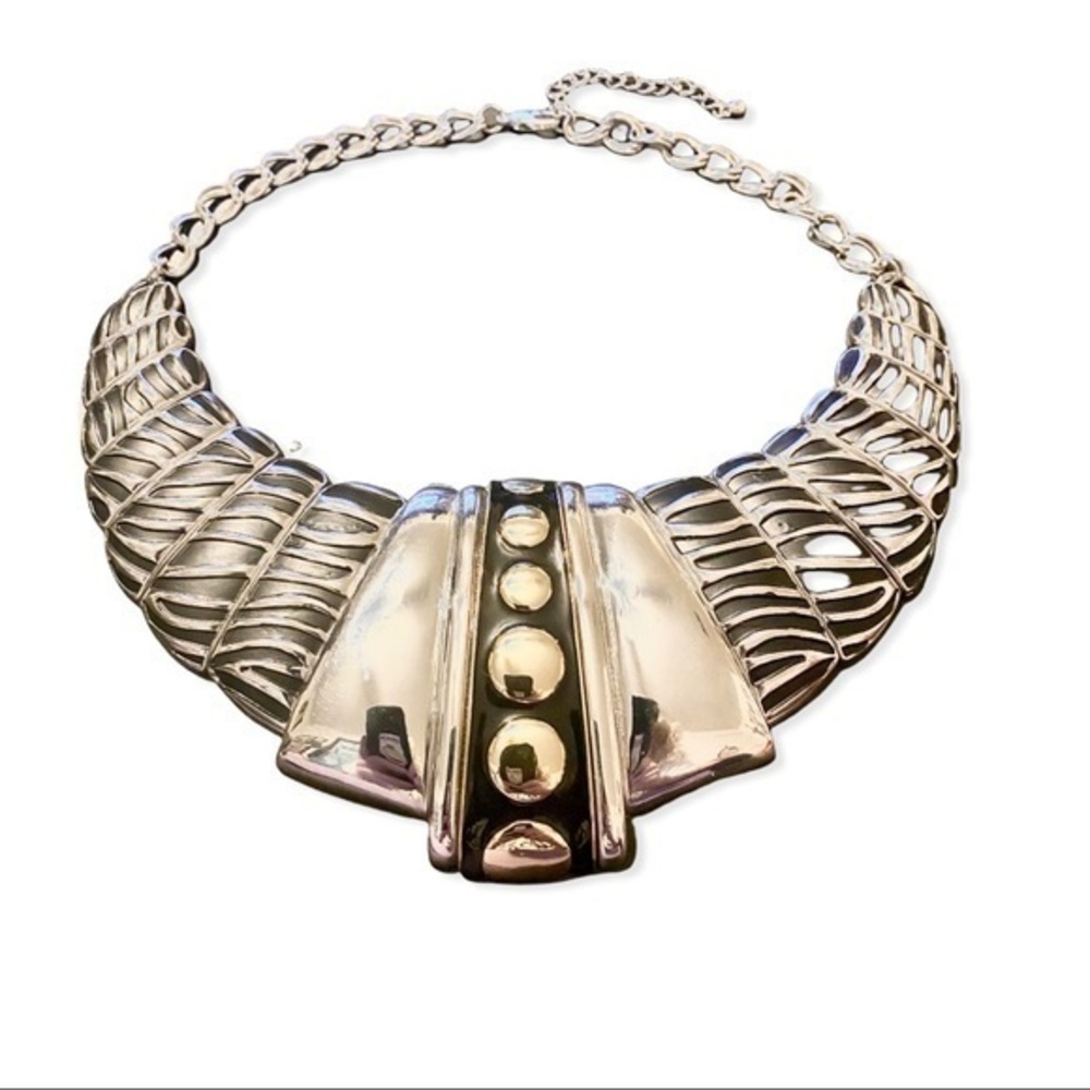 Retro choker/necklace.♦️PRICE DROP♦️